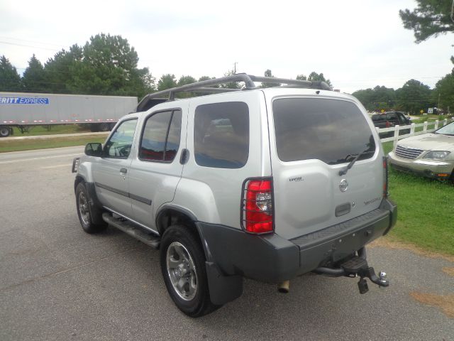 Nissan Xterra 2004 photo 2