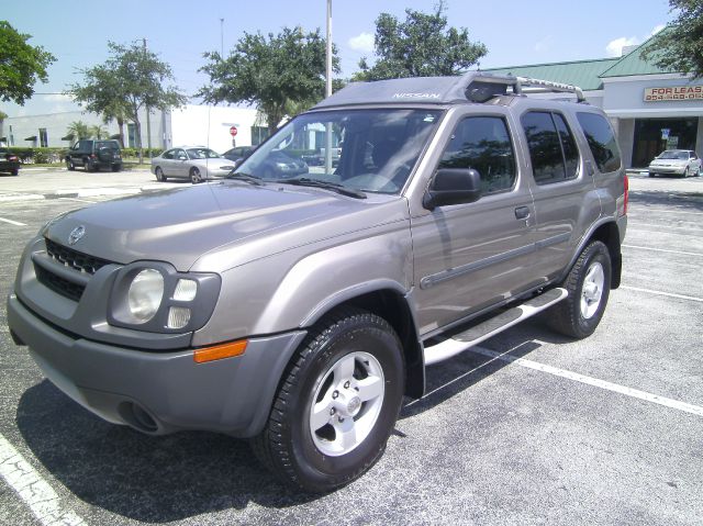 Nissan Xterra 2004 photo 2