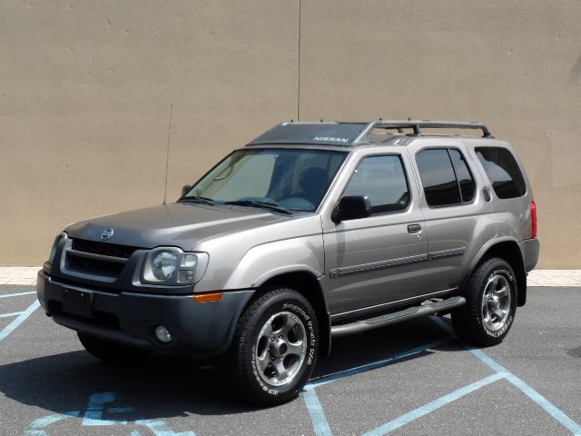 Nissan Xterra 2004 photo 2