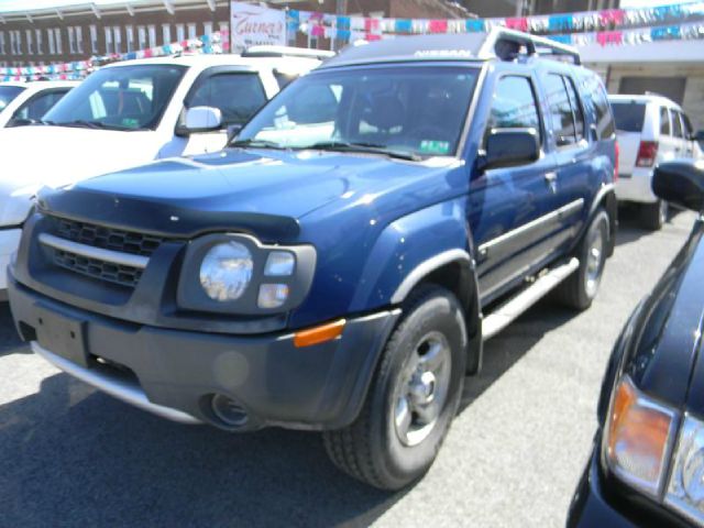 Nissan Xterra AWD W/leatherroof (7pass) SUV