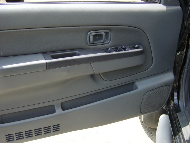 Nissan Xterra 2004 photo 12