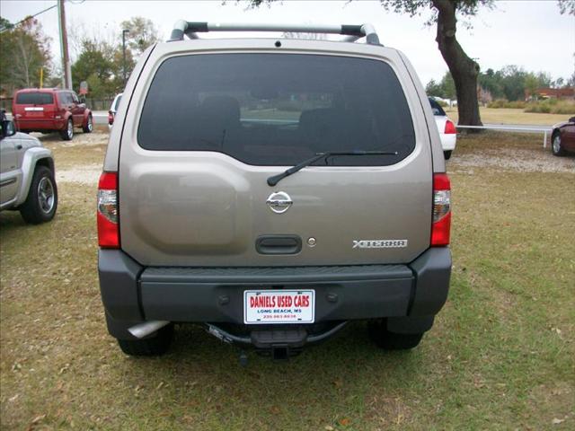 Nissan Xterra 2004 photo 2