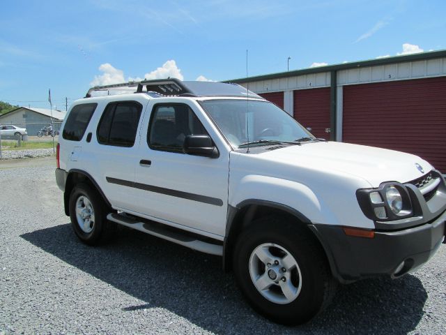 Nissan Xterra 2004 photo 2