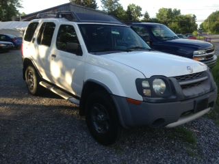 Nissan Xterra 2004 photo 2