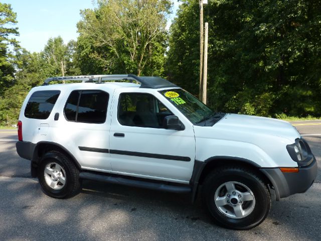 Nissan Xterra 2004 photo 1