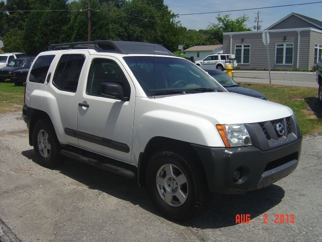 Nissan Xterra EX AWD SUV