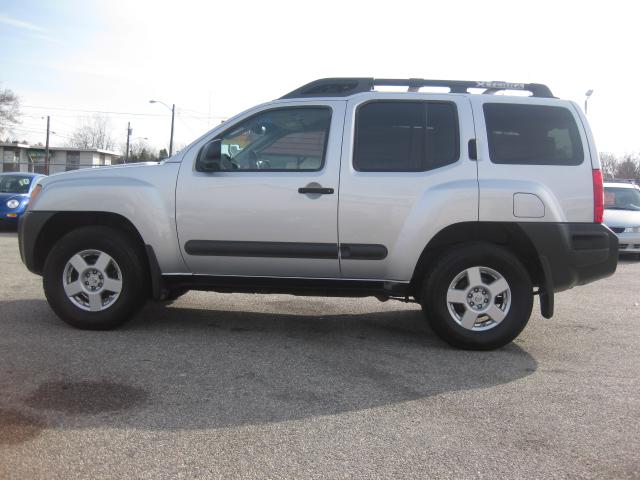 Nissan Xterra XR Sport Utility