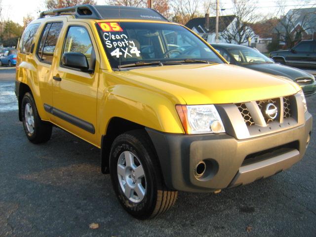 Nissan Xterra XR Sport Utility