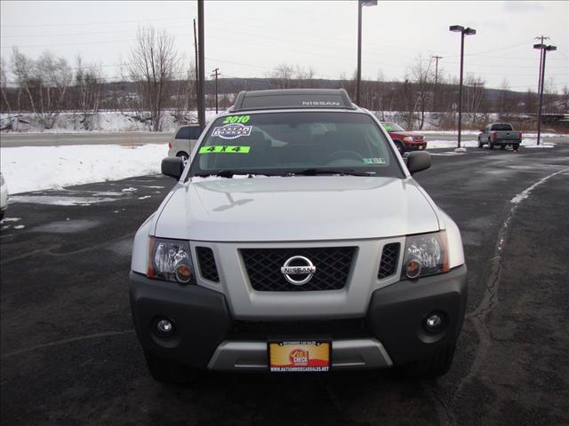 Nissan Xterra 2010 photo 1