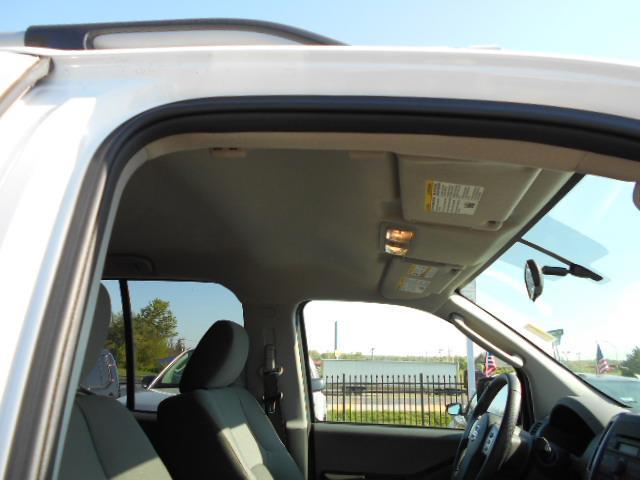 Nissan Xterra 2012 photo 15