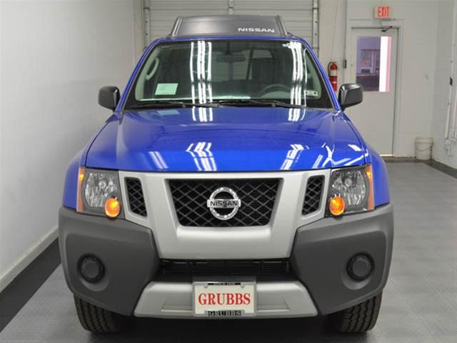 Nissan Xterra 2012 photo 1