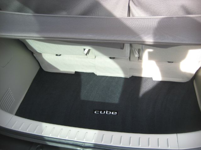 Nissan cube 2009 photo 2