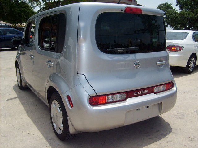 Nissan cube 2009 photo 4