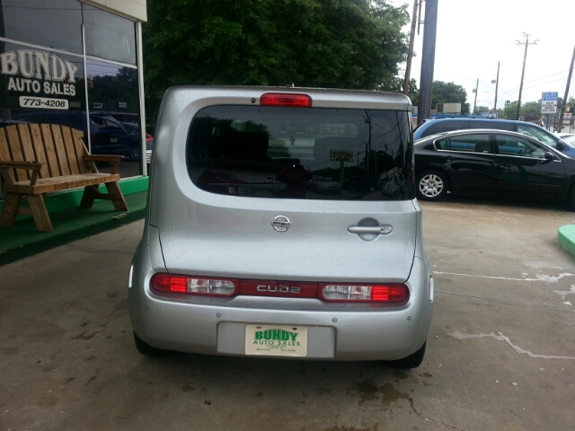 Nissan cube 2009 photo 2