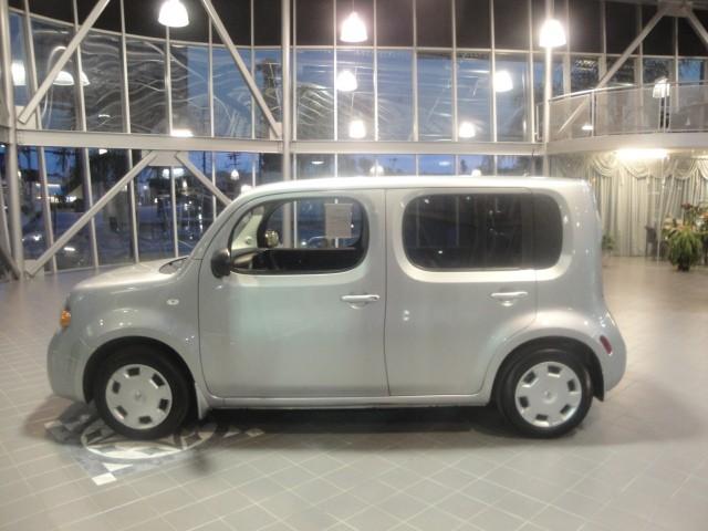 Nissan cube 2009 photo 2