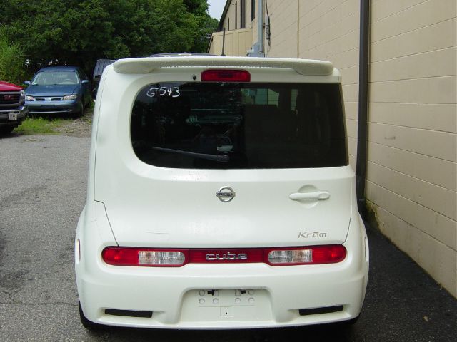 Nissan cube 2009 photo 2