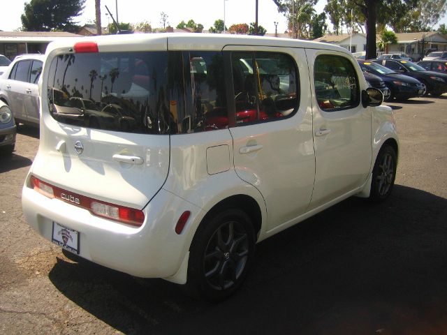 Nissan cube 2010 photo 8