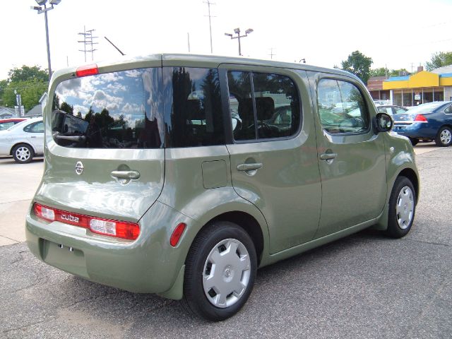 Nissan cube 2010 photo 4