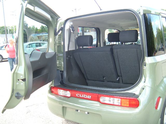 Nissan cube 2010 photo 5