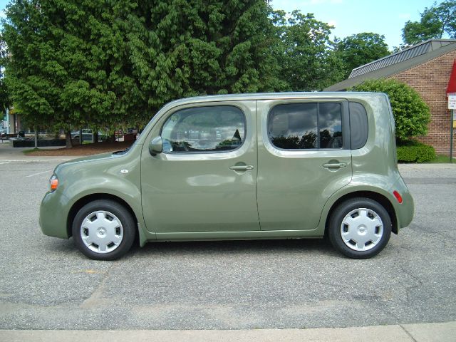 Nissan cube 2010 photo 9