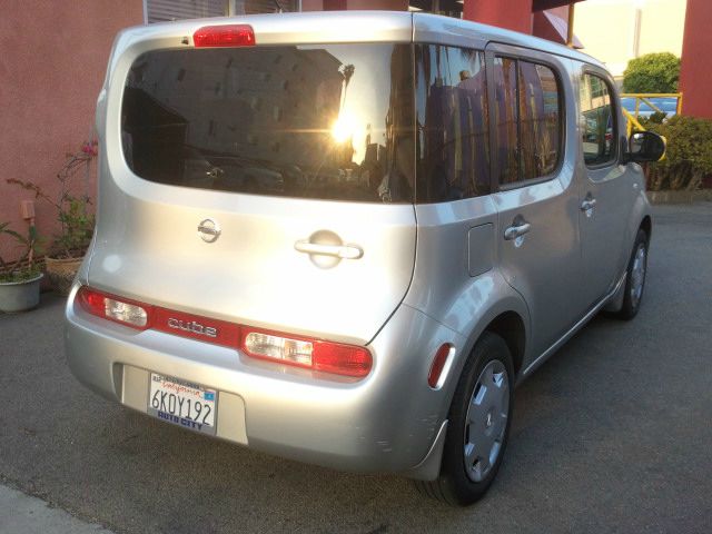 Nissan cube 2010 photo 8