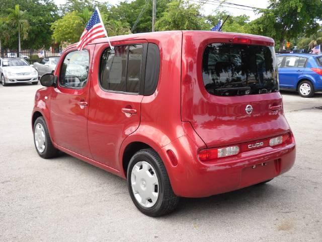 Nissan cube Unknown Sport Utility