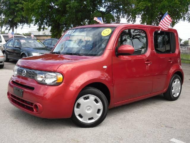 Nissan cube Base Sport Utility