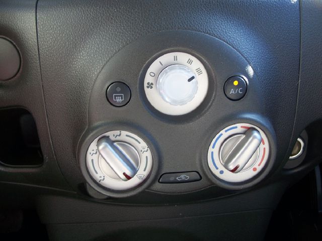 Nissan cube 2011 photo 23