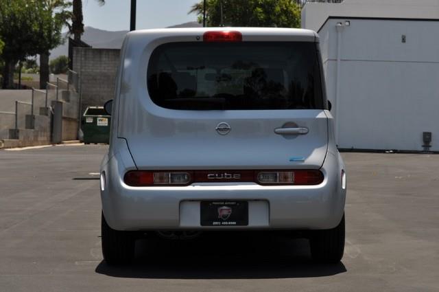 Nissan cube 2013 photo 4