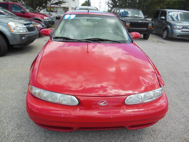 Oldsmobile Alero 1999 photo 3