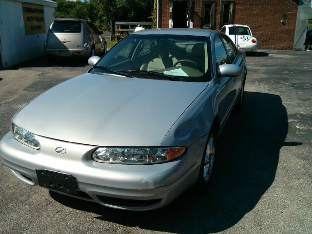 Oldsmobile Alero 1999 photo 3