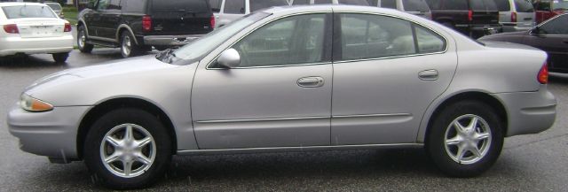 Oldsmobile Alero 1999 photo 4