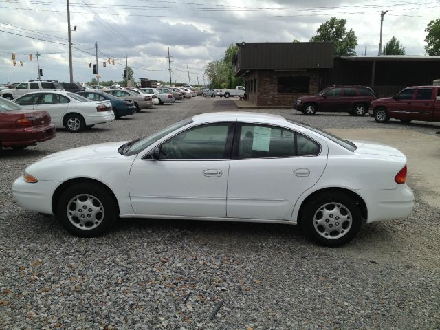 Oldsmobile Alero Premier Nav AWD Sedan