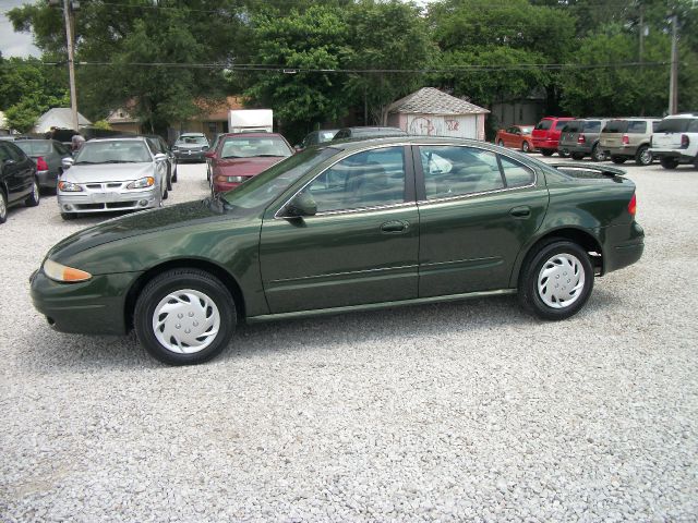 Oldsmobile Alero 1999 photo 1