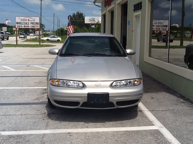 Oldsmobile Alero 2000 photo 3