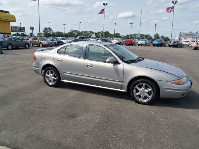 Oldsmobile Alero 2000 photo 3