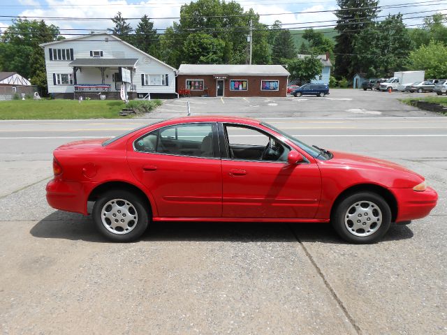 Oldsmobile Alero 2000 photo 3