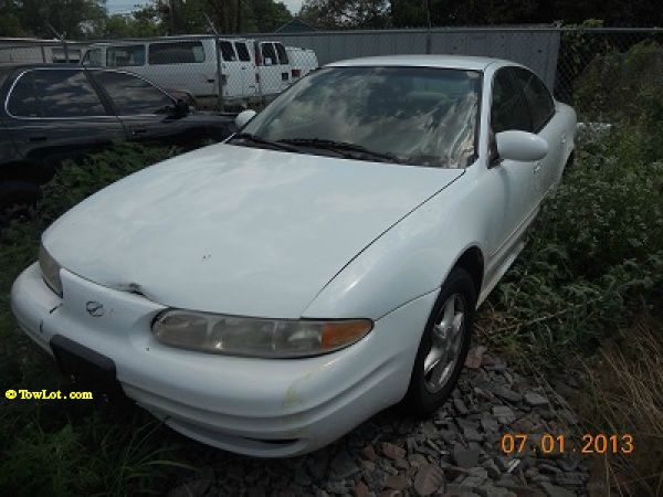 Oldsmobile Alero 2000 photo 4