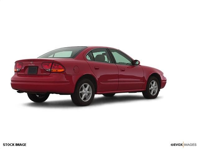 Oldsmobile Alero 2000 photo 2