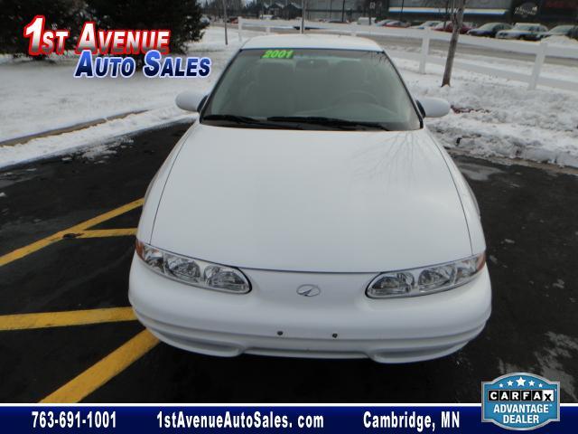 Oldsmobile Alero 2001 photo 2