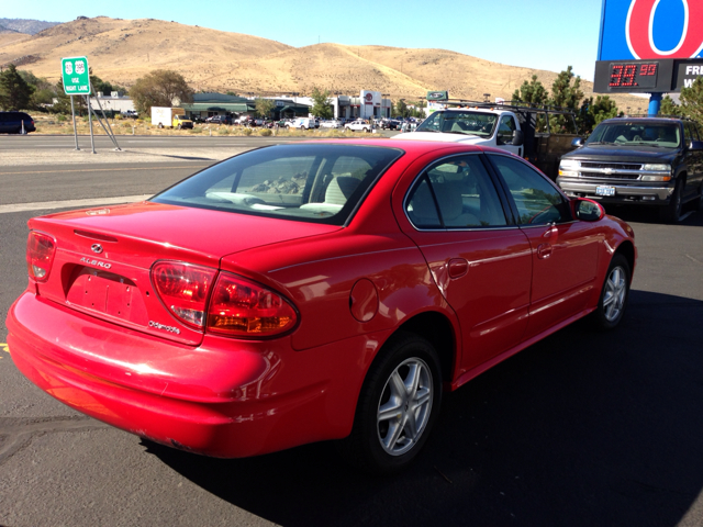 Oldsmobile Alero 2001 photo 1