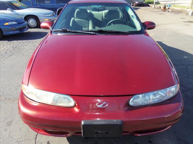 Oldsmobile Alero 2001 photo 12