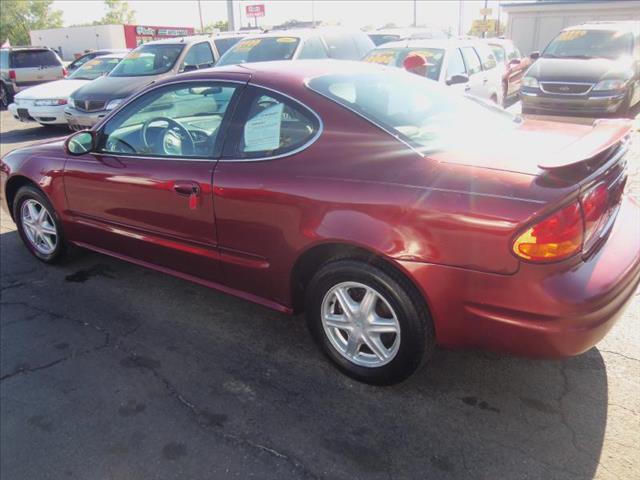 Oldsmobile Alero 2001 photo 16