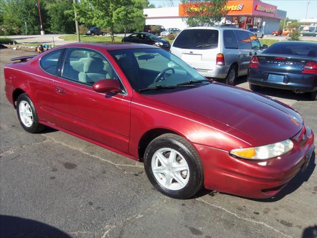 Oldsmobile Alero 2001 photo 27