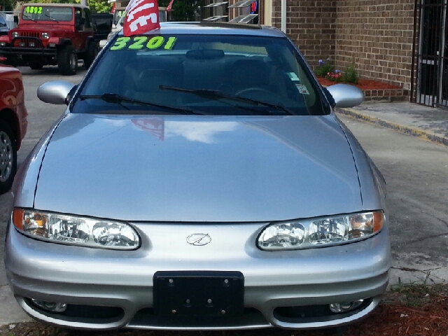 Oldsmobile Alero 2001 photo 3