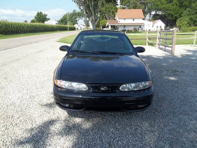 Oldsmobile Alero 2001 photo 2