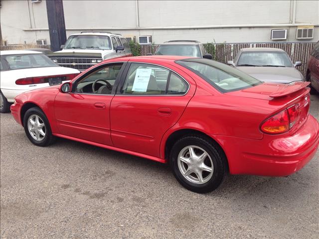 Oldsmobile Alero 2001 photo 1