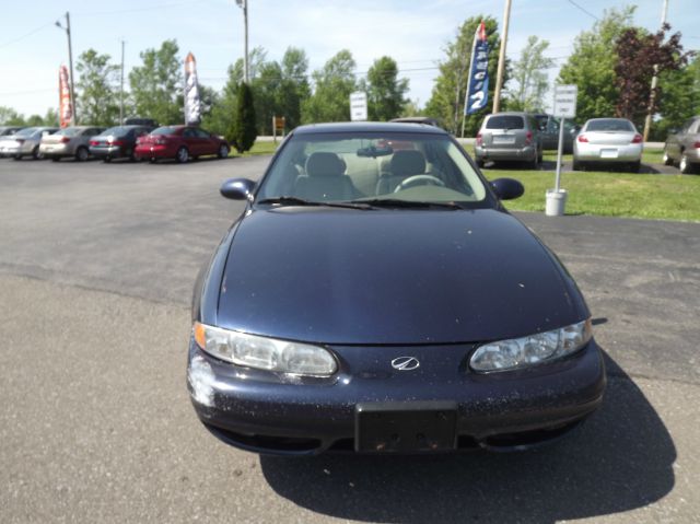 Oldsmobile Alero 2001 photo 10