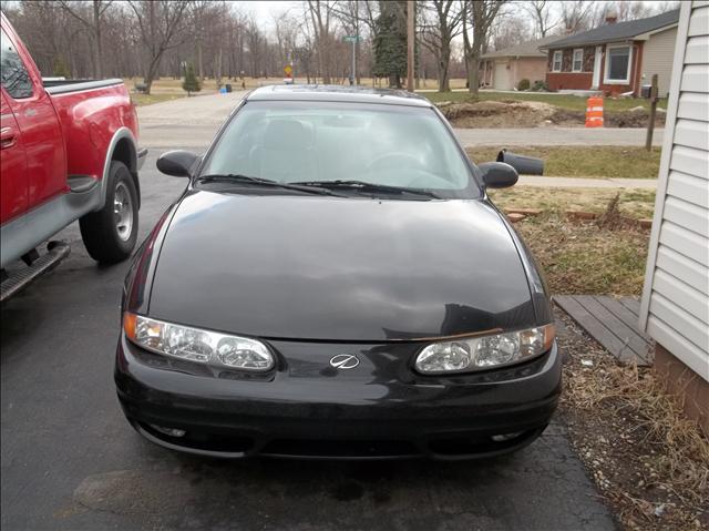 Oldsmobile Alero 2001 photo 0