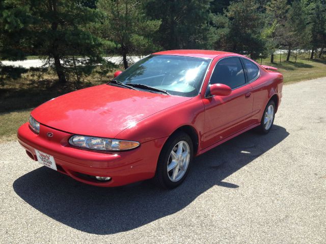 Oldsmobile Alero 2001 photo 3